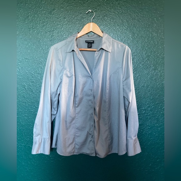 Lane Bryant Button Blouse Long Sleeve V Neck GRAY GUC Size 16 - Picture 2 of 7